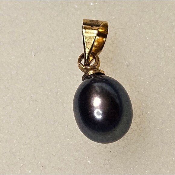 Multicolor Fresh Water Pear Pierced Earrings and Pendant - Picture 4 of 7